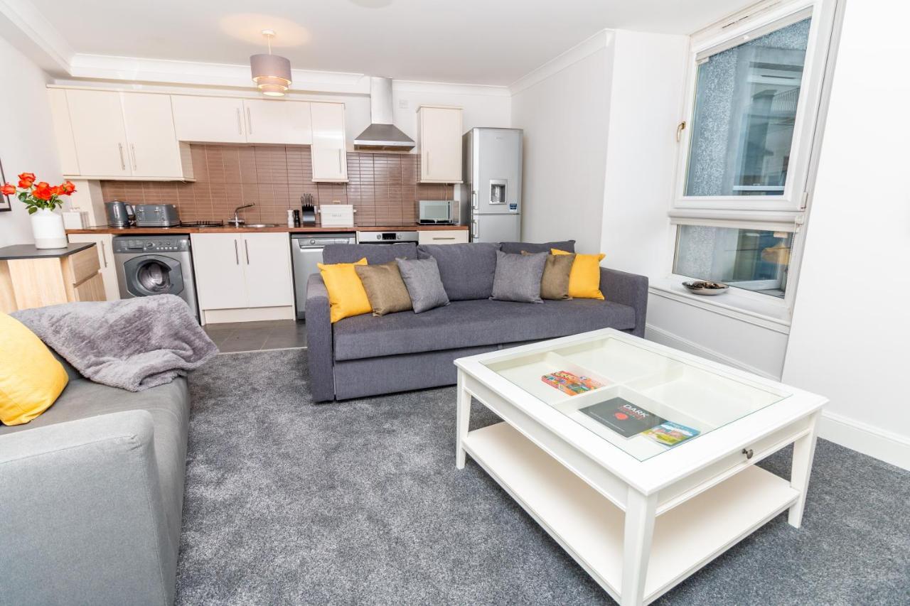 D'City Apartment, Up To 5 Guests Dundee Dış mekan fotoğraf